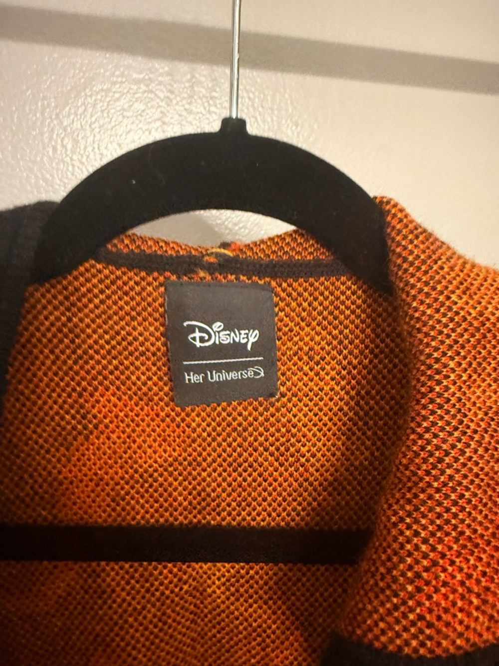 Disney Her Universe Hocus Pocus sweater - Picture 2 of 6
